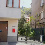 شقة Positive - слънчев уют и огромна веранда в сърцето на