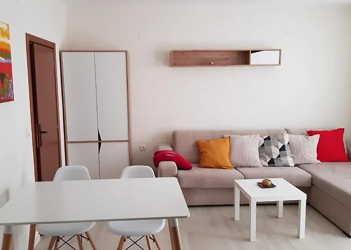 Positive * Petrich (Blagoevgrad)